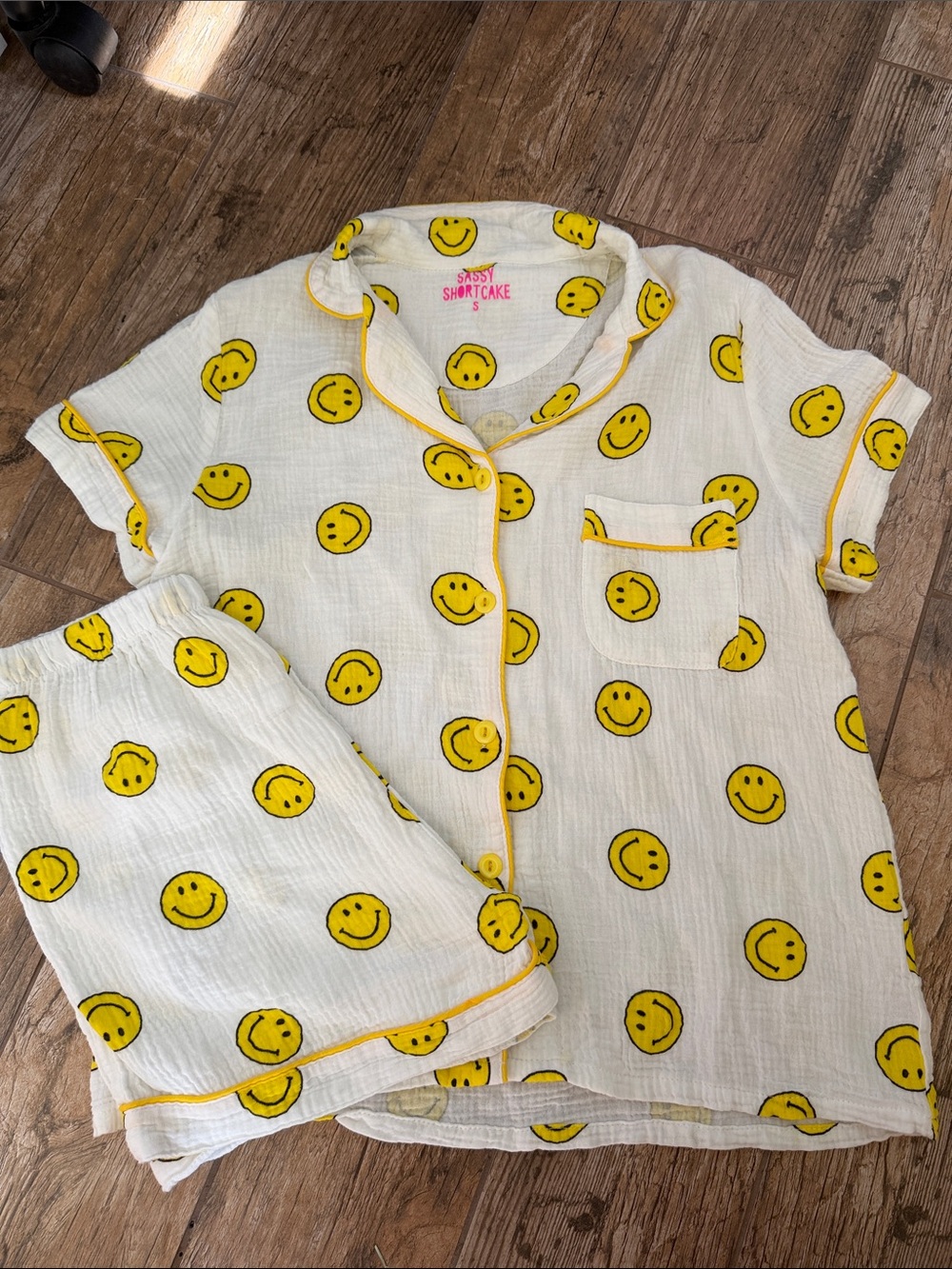 sassy shortcake yellow and white smiley dreams pajama set small